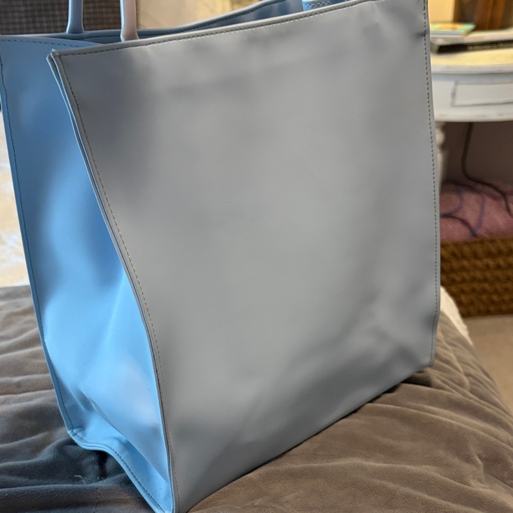 Fiorucci Light Blue Angel Graphic Tote - Picture 7 of 11